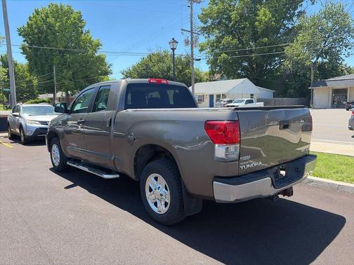 Brown 2012 Toyota Tundra Grade