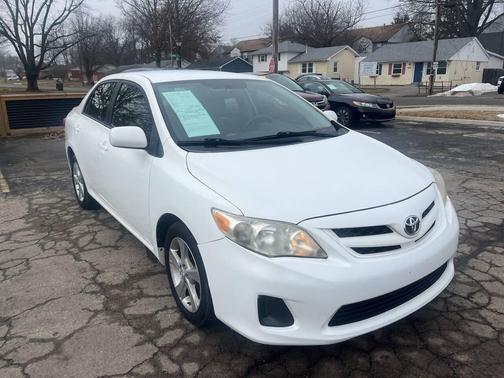 2011 Toyota Corolla LE