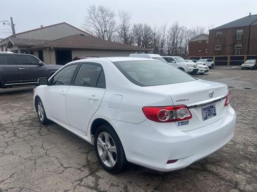 2011 Toyota Corolla LE