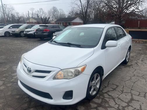 2011 Toyota Corolla LE