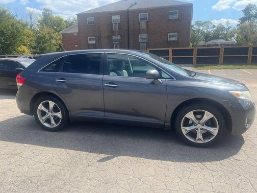 2011 Toyota Venza Base