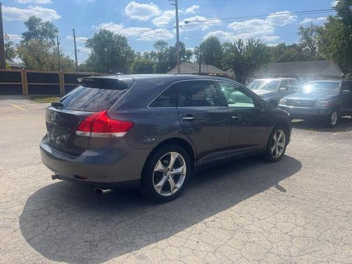 2011 Toyota Venza Base