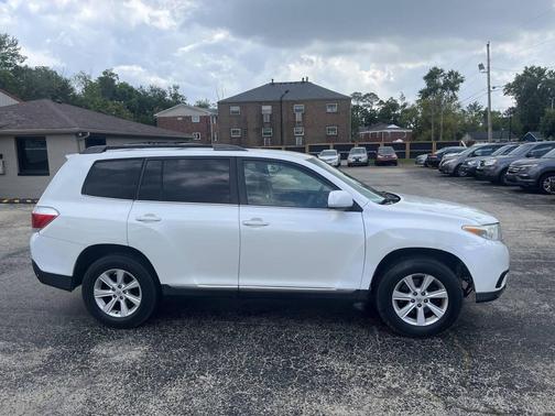 2011 Toyota Highlander SE