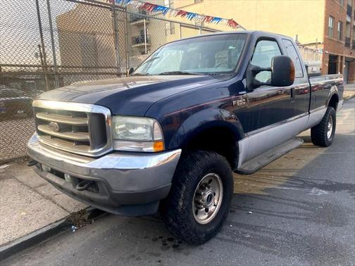 2004 Ford F-250 XLT SuperCab Super Duty