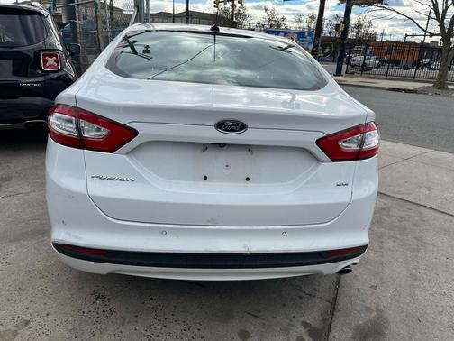 2015 Ford Fusion SE