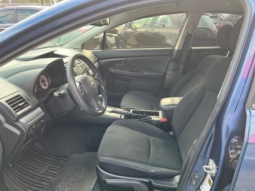 2013 Subaru Impreza 2.0i