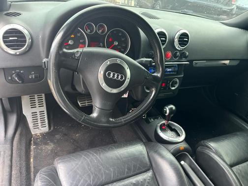 2004 Audi TT Roadster
