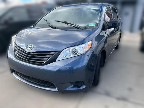 2016 Toyota Sienna L