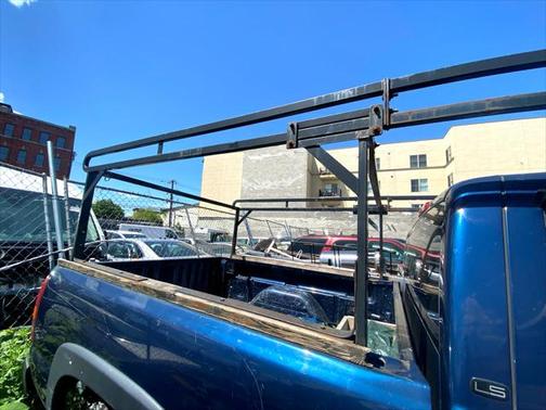 2001 Chevrolet Silverado 2500 LS H/D Extended Cab