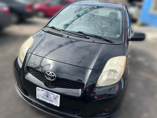 2010 Toyota Yaris Base