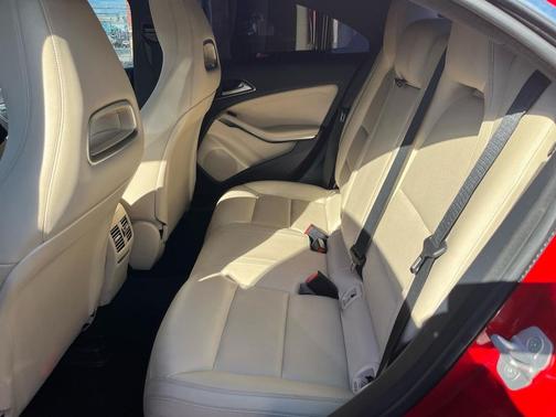 2014 Mercedes-Benz CLA-Class 4MATIC