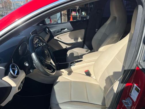 2014 Mercedes-Benz CLA-Class 4MATIC