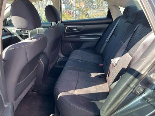 2017 Nissan Altima 2.5 SV
