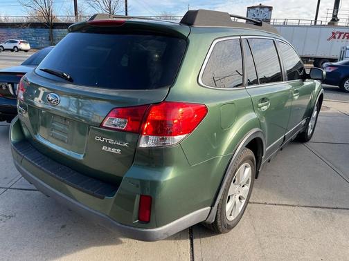 2012 Subaru Outback 2.5i Premium