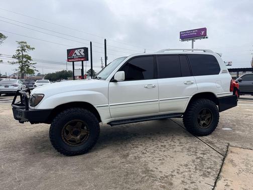 2004 Lexus LX 470 Base