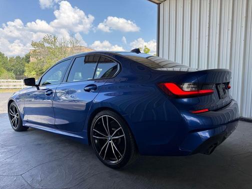 2020 BMW 330 330i