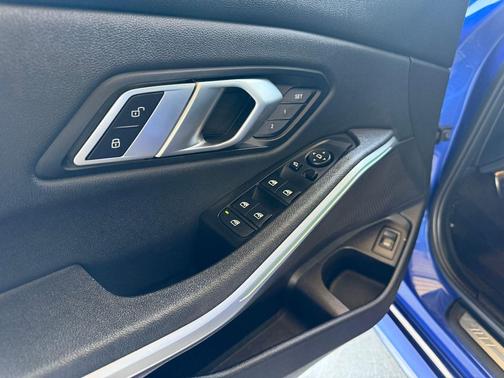 2020 BMW 330 330i