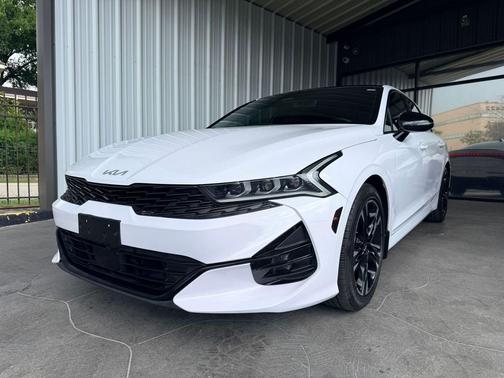 2022 Kia K5 GT-Line