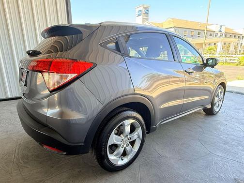 2016 Honda HR-V EX-L w/Navigation