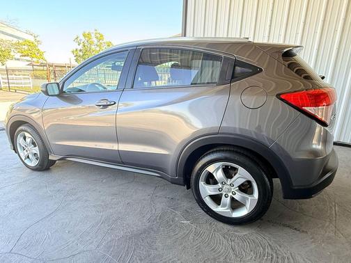 2016 Honda HR-V EX-L w/Navigation