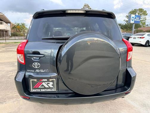 2007 Toyota RAV4 Sport