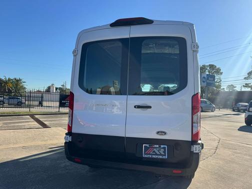 2019 Ford Transit-250 Base