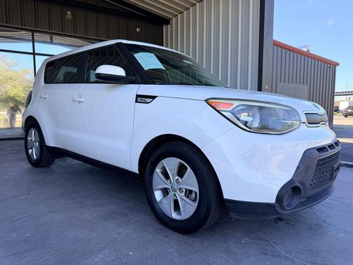 2016 Kia Soul Base