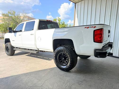 2017 Chevrolet Silverado 2500 LT