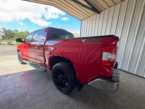 2018 Toyota Tundra SR5