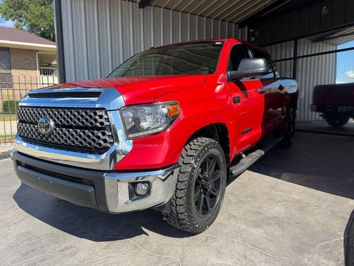 2018 Toyota Tundra SR5