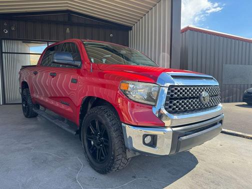 2018 Toyota Tundra SR5