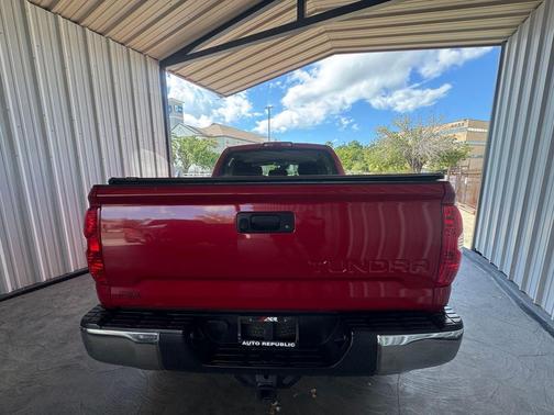 2018 Toyota Tundra SR5