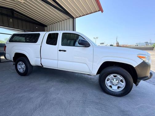 2019 Toyota Tacoma SR