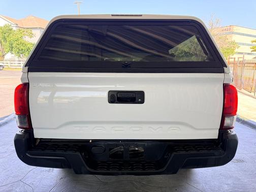 2019 Toyota Tacoma SR