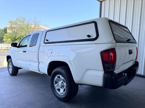 2019 Toyota Tacoma SR