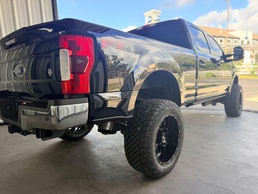 2017 Ford F-250 Lariat