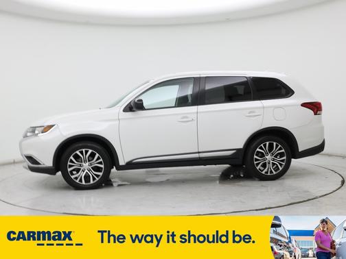 2017 Mitsubishi Outlander ES