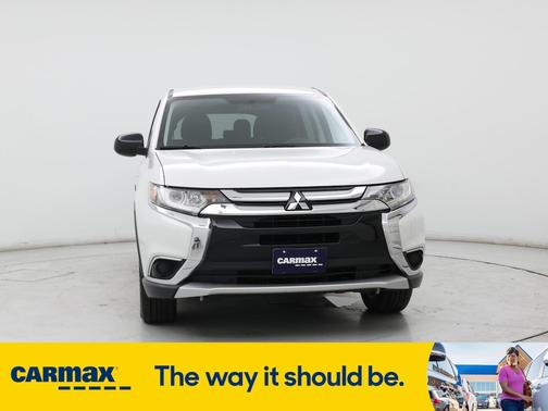 2017 Mitsubishi Outlander ES