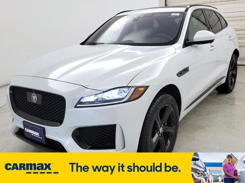 2020 Jaguar F-PACE Checkered Flag