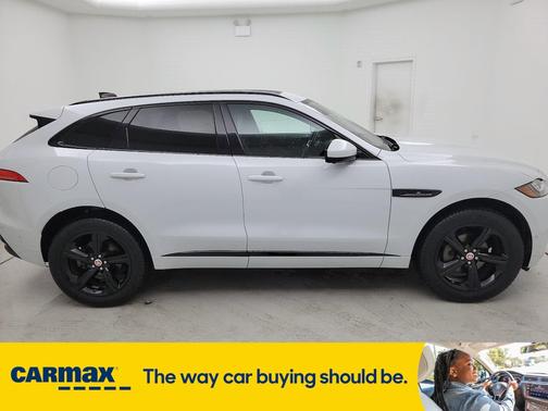 2020 Jaguar F-PACE Checkered Flag