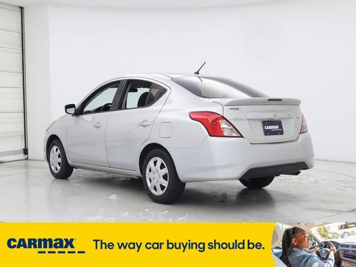2018 Nissan Versa SV