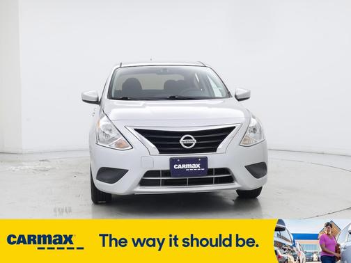 2018 Nissan Versa SV