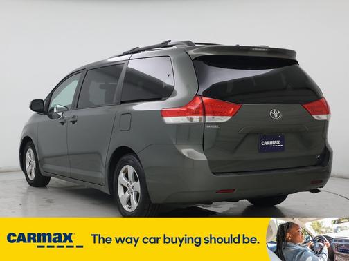 2014 Toyota Sienna LE
