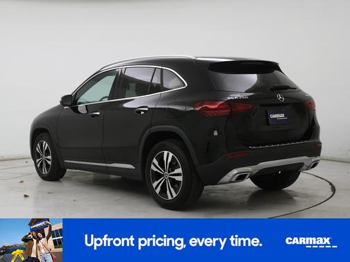 2025 Mercedes-Benz GLA 250 