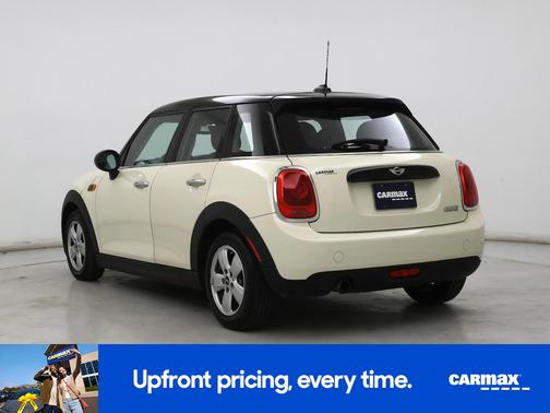 2017 MINI Hardtop Cooper