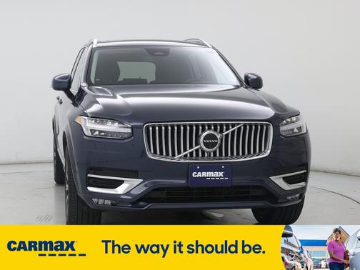 2024 Volvo XC90 B6 Plus Bright Theme