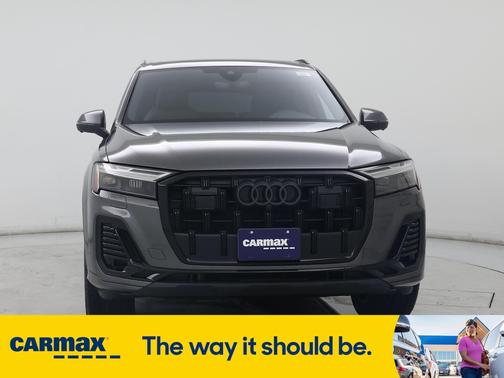 2025 Audi Q7 Premium Plus