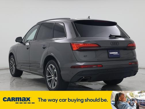 2025 Audi Q7 Premium Plus