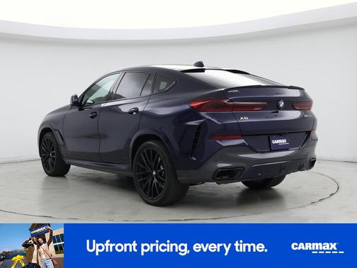 2021 BMW X6 M50i