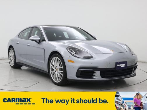 2020 Porsche Panamera 4